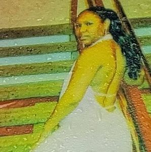 Meet your Posher, Latonia